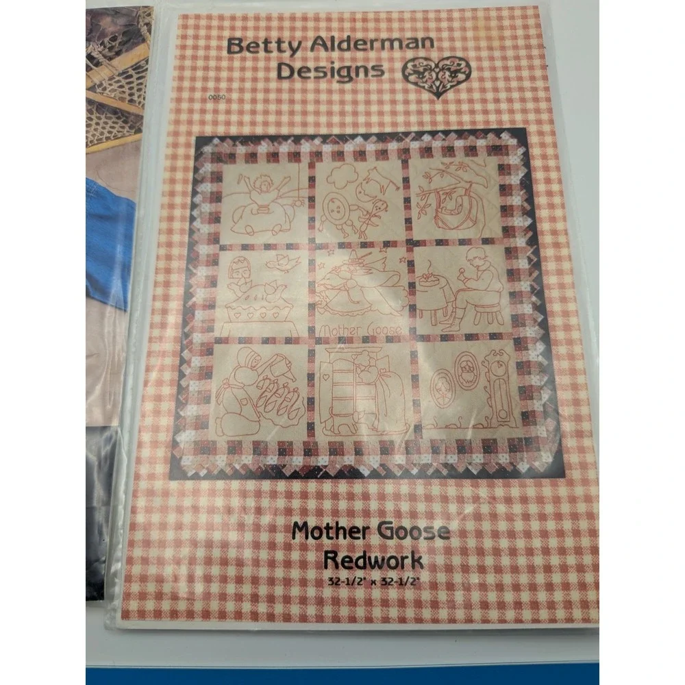 Mixed Brands IJ347 Too Many Scraps Uncut Vest Quilt Cross Stitch S-XL